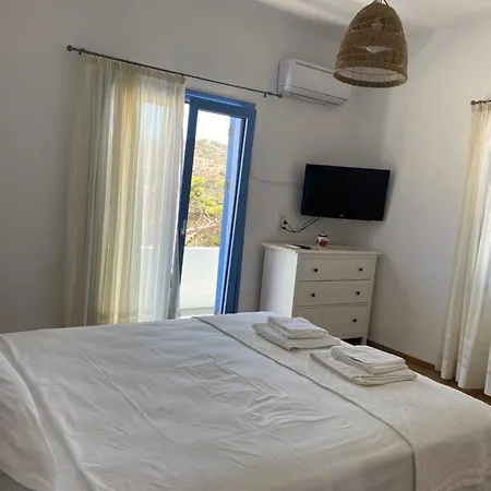 Vegera 'notias', Stavros * Донуса